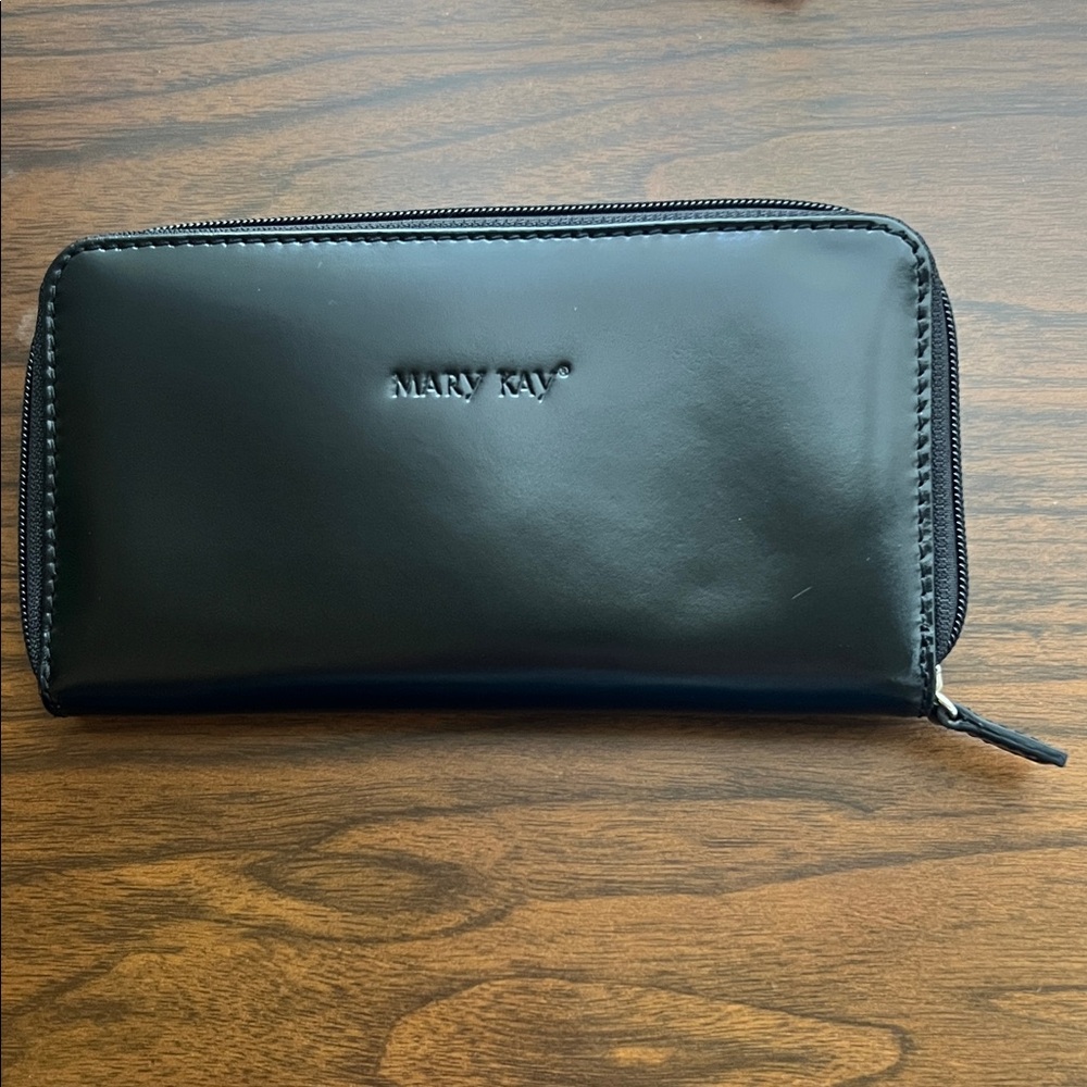 Mary Kay Black Leather Zipper Wallet with pink polka dot liner
